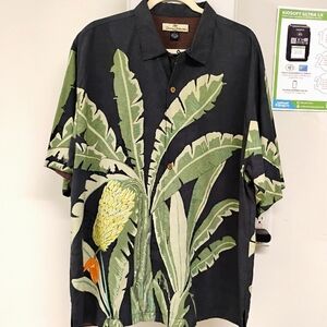Tommy Bahama Men's Navy 100%Silk Tropical Print Men's Shirt Large Resort Cruise